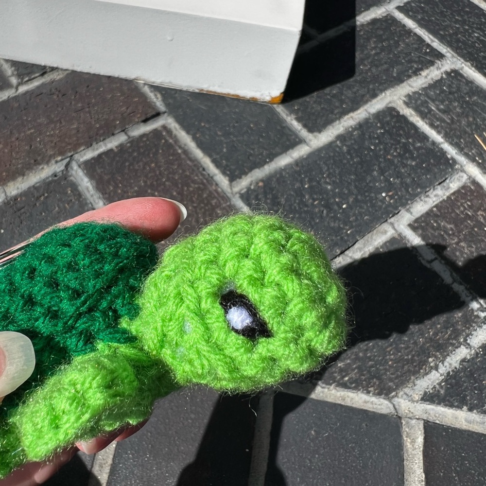 3/$20 Hand Crocheted Baby Sea Turtle Keychain! - Picture 4 of 9